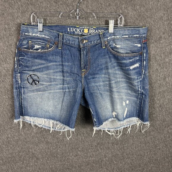 Lucky Brand Shorts Womens 18/34 Riley Legend Distressed USA Patch Peace Flag - Picture 1 of 16